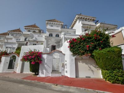 Town House in La Duquesa Golf, Manilva