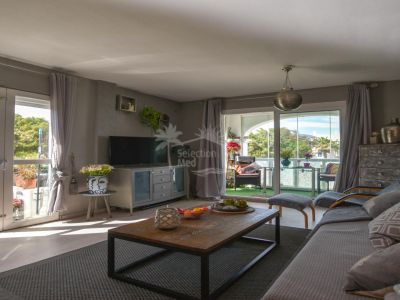 Apartment in Puerto La Duquesa, Manilva