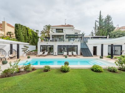 Villa in Las Lomas de Nueva Andalucia, Marbella