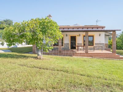 Villa in Estepona