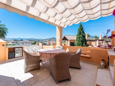 Duplex Penthouse in El Campanario, Estepona