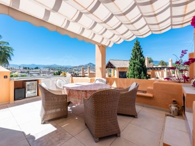 Duplex Penthouse in El Campanario, Estepona