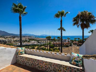 Town House in La Duquesa, Manilva