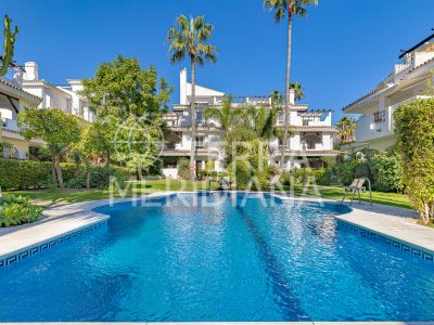Apartment in Los Naranjos de Marbella, Marbella