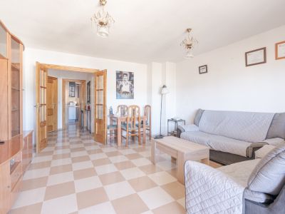 Apartment in Estepona Town, Estepona