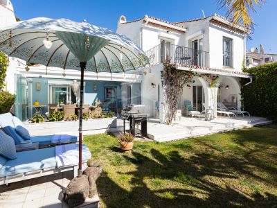 Villa en Benamara, Estepona