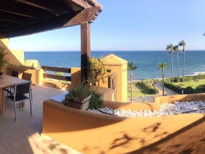 Apartamento en Beach Side New Golden Mile, Estepona