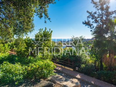 Ground Floor Apartment in La Mairena, Marbella