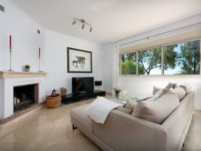 Ground Floor Apartment in La Mairena, Marbella