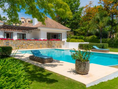 Villa in Monte Halcones, Benahavis