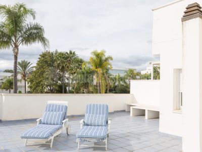 Apartamento en Terrazas del Rodeo, Marbella
