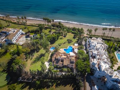 Villa in Hacienda Beach, Estepona