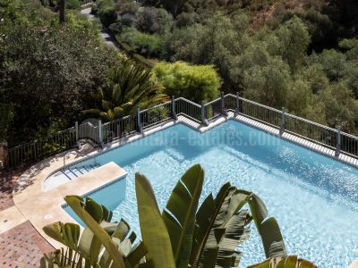 Apartamento en Cumbres de Los Almendros, Benahavis