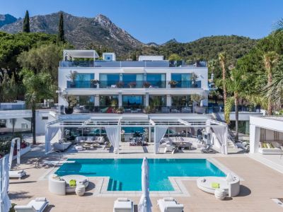 Villa en Cascada de Camojan, Marbella