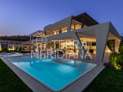 Villa in Nueva Andalucia, Marbella