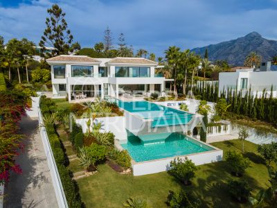 Villa in La Cerquilla, Marbella