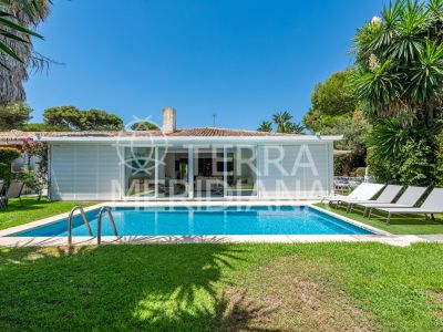 Semi Detached Villa in Los Monteros, Marbella