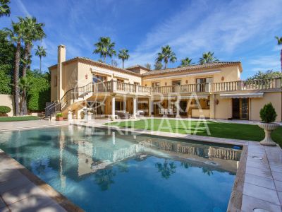 Villa in Nueva Andalucia, Marbella