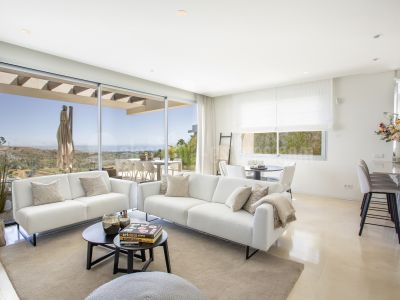 Apartment in Marbella Club Hills, Benahavis