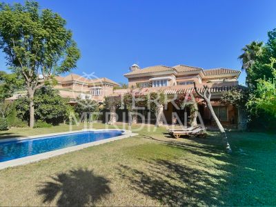 Villa in Las Brisas, Marbella