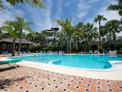 Apartamento en Jardines de la Aldaba, Marbella