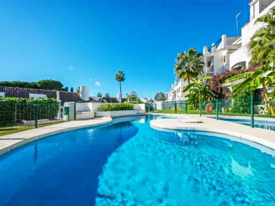 Apartamento en Villa Marina, Marbella