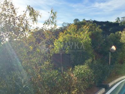 Plot in Puerto del Almendro, Benahavis