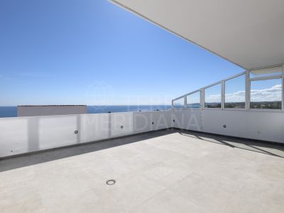 Duplex Penthouse in Estepona Playa, Estepona