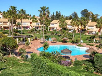 Town House in Mirador del Paraiso, Benahavis