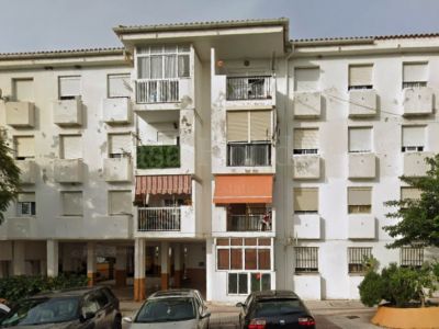 Apartment in Avda de Andalucia - Sierra de Estepona, Estepona