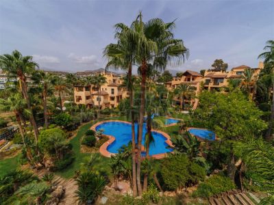 Apartment in Benamara, Estepona