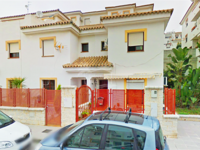 Town House in San Roque