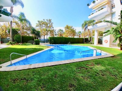 Apartment in Playa Bajadilla - Puertos, Marbella