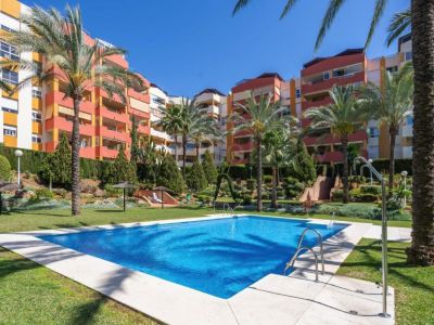 Apartment in Nueva Atalaya, Estepona