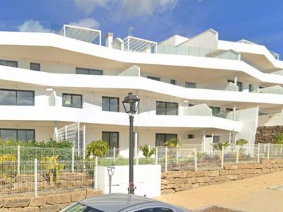 Apartamento Planta Baja en Guadalobon, Estepona