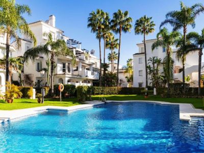 Apartamento Planta Baja en Los Naranjos, Marbella