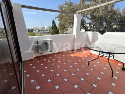 Apartamento en Costa Natura, Estepona