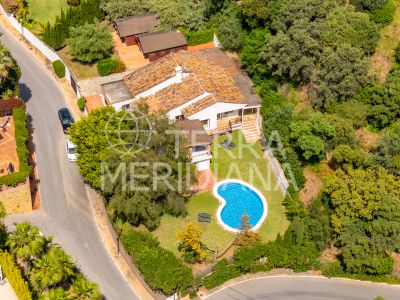 Villa in El Rosario, Marbella