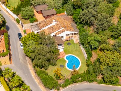Villa en El Rosario, Marbella