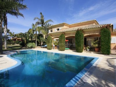 Villa in Carib Playa, Marbella