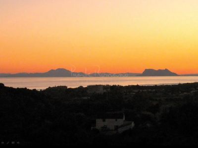 Plot in New Golden Mile, Estepona