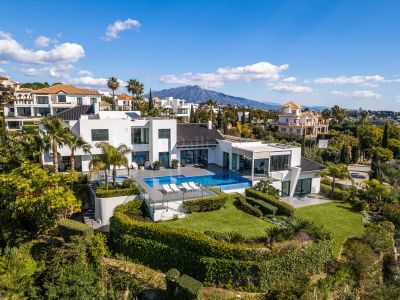 Villa in Los Flamingos, Benahavis