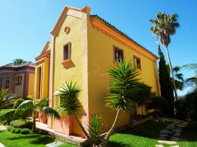 Villa in La Capellania, Marbella