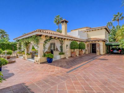 Villa in Las Brisas, Marbella