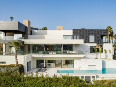 Villa in La Alqueria, Benahavis
