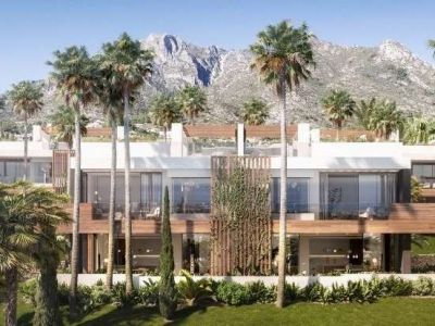 Semi Detached Villa in Balcones de Sierra Blanca, Marbella