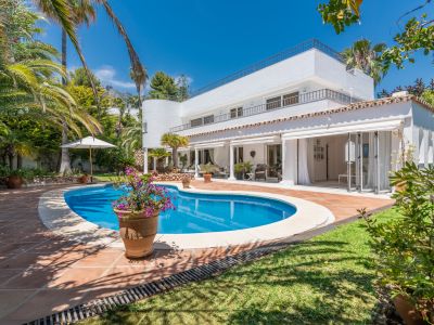 Villa in Altos Reales, Marbella