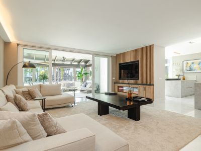 Apartment in Marina Puente Romano, Marbella