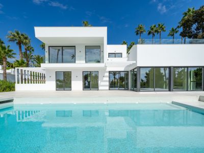 Villa in El Paraiso, Estepona