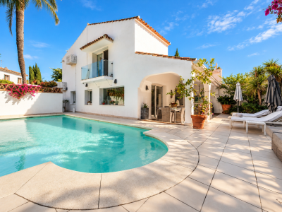 Semi Detached Villa in Rio Verde Playa, Marbella